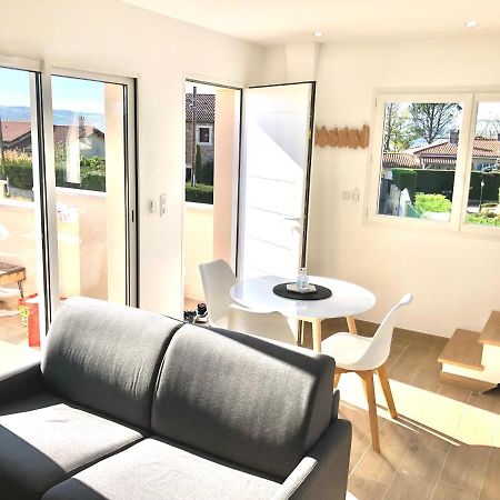 La Parenthese Balneo T2 Cosy De 40M² Avec Terrasse Apartman Ternay  Kültér fotó