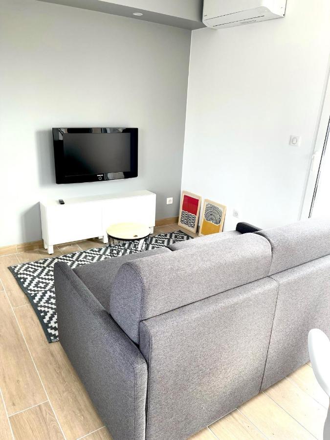 La Parenthese Balneo T2 Cosy De 40M² Avec Terrasse Apartman Ternay  Kültér fotó