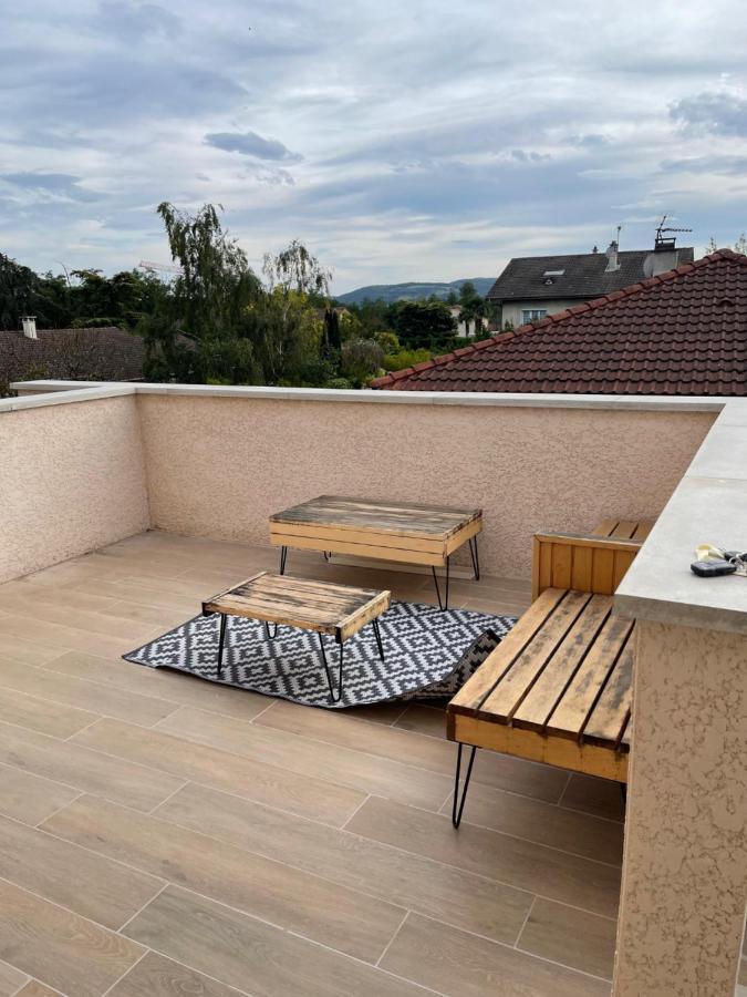 La Parenthese Balneo T2 Cosy De 40M² Avec Terrasse Apartman Ternay  Kültér fotó