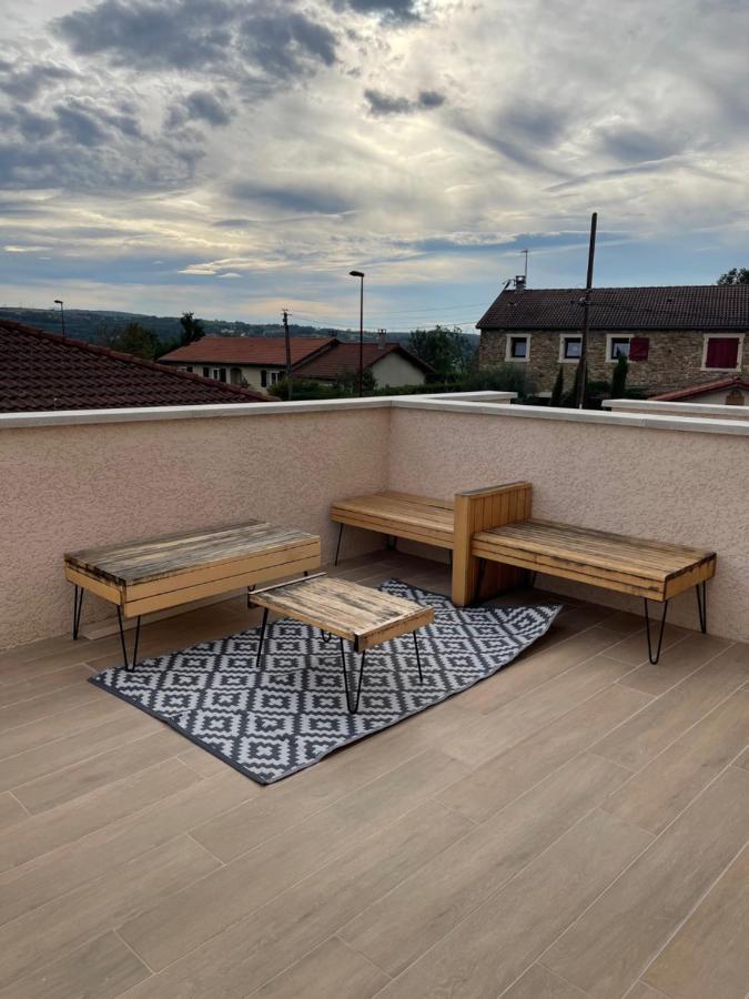 La Parenthese Balneo T2 Cosy De 40M² Avec Terrasse Apartman Ternay  Kültér fotó